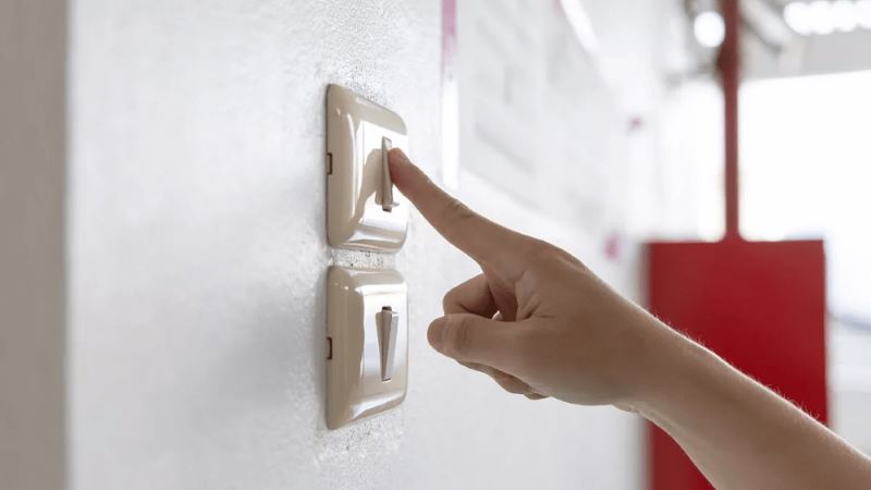 Sử dụng thiết bị tiết kiệm năng lượng